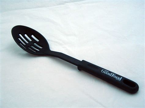 slotted spoon description